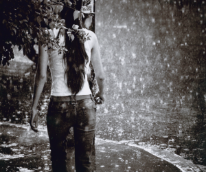 Mujer_lluvia